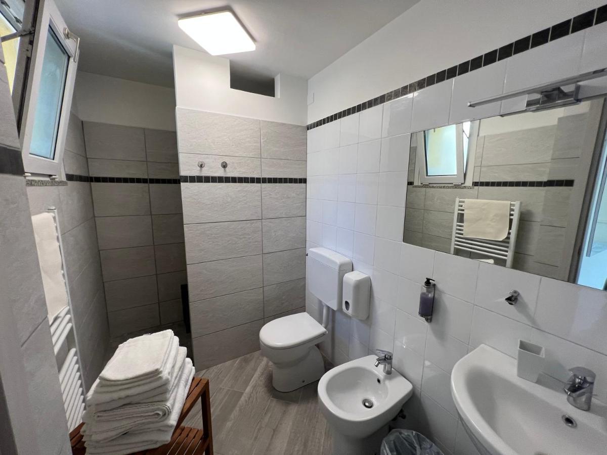 Hotel Locanda Rosy Cattolica Bagian luar foto