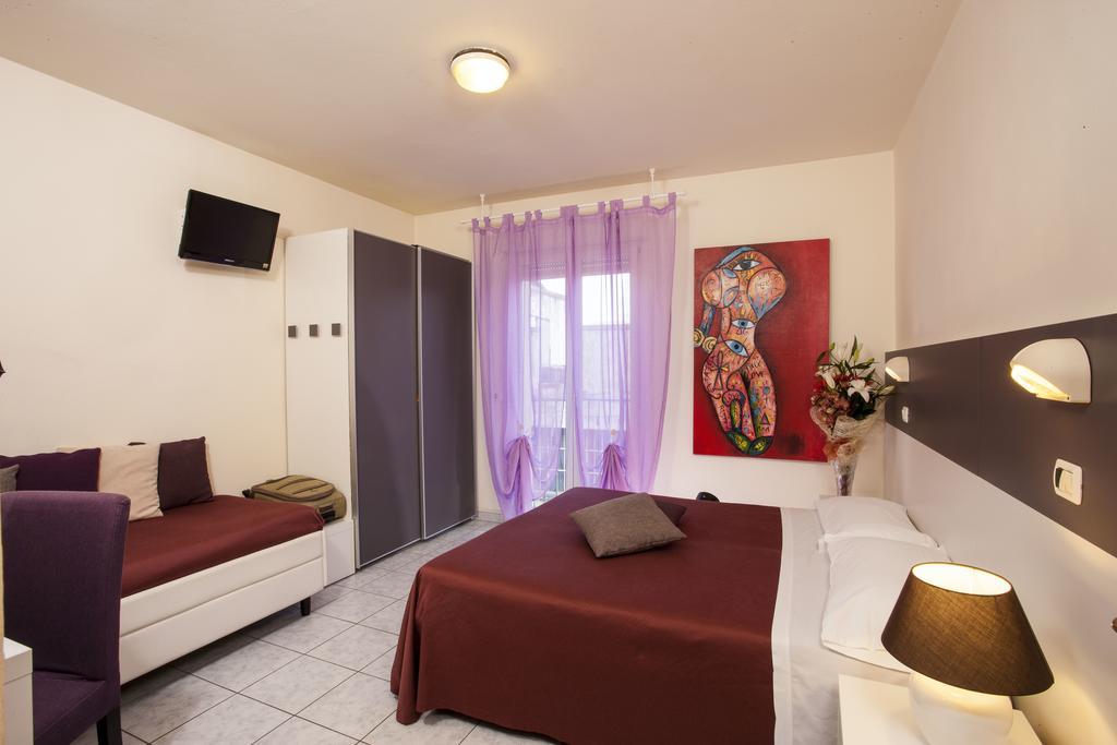 Hotel Locanda Rosy Cattolica Bagian luar foto