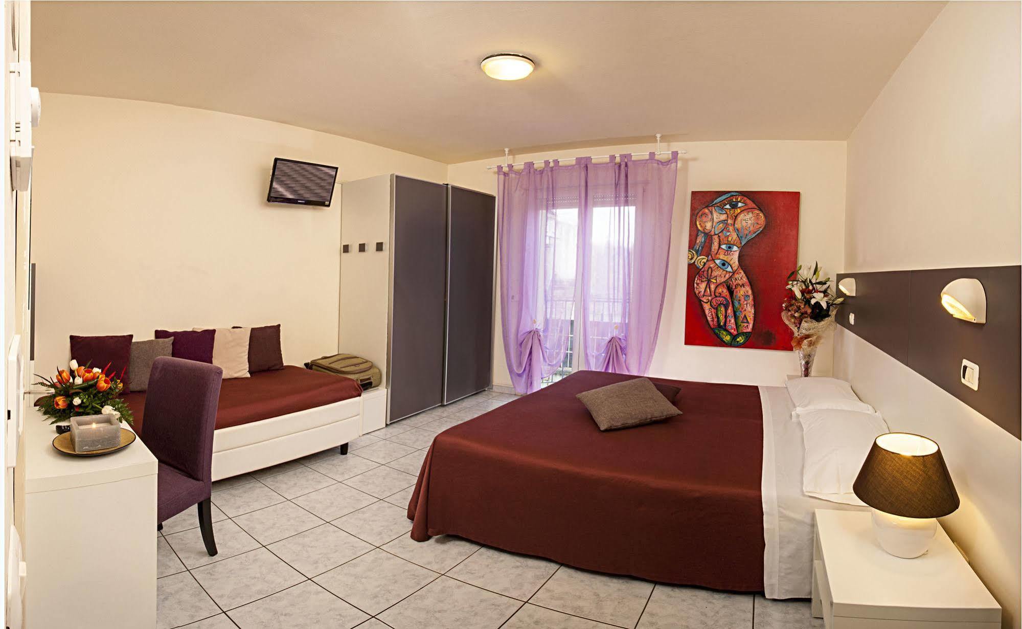 Hotel Locanda Rosy Cattolica Bagian luar foto